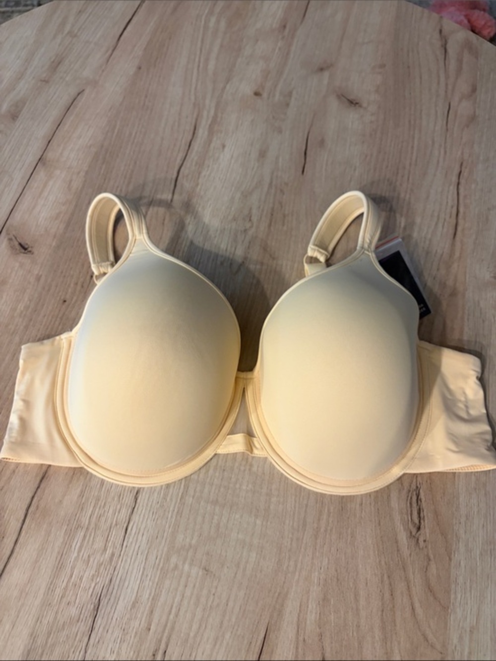UNDEROUTFIT ULTIMATE COVERAGE UNDERWIRE BRA SAND NUDE 42C WITH EXTENDER NWT